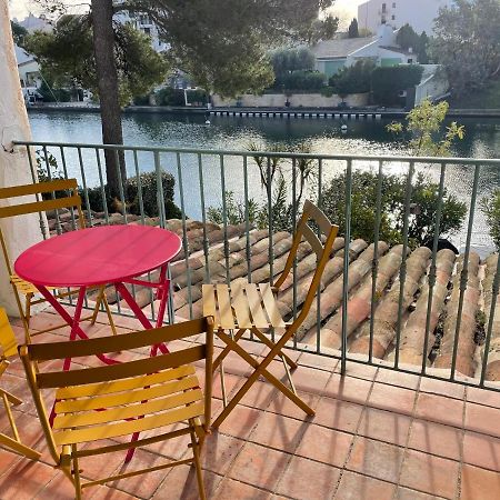 Appartement Centre Port-Grimaud Avec Vue Magnifique Sur La Giscle Exteriör bild