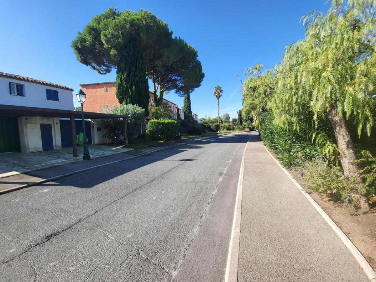 Appartement Centre Port-Grimaud Avec Vue Magnifique Sur La Giscle Exteriör bild